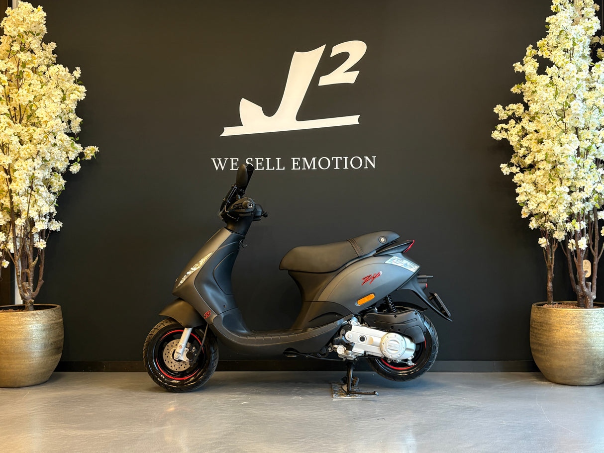 Piaggio Zip | Grigio Titano | 1 eig