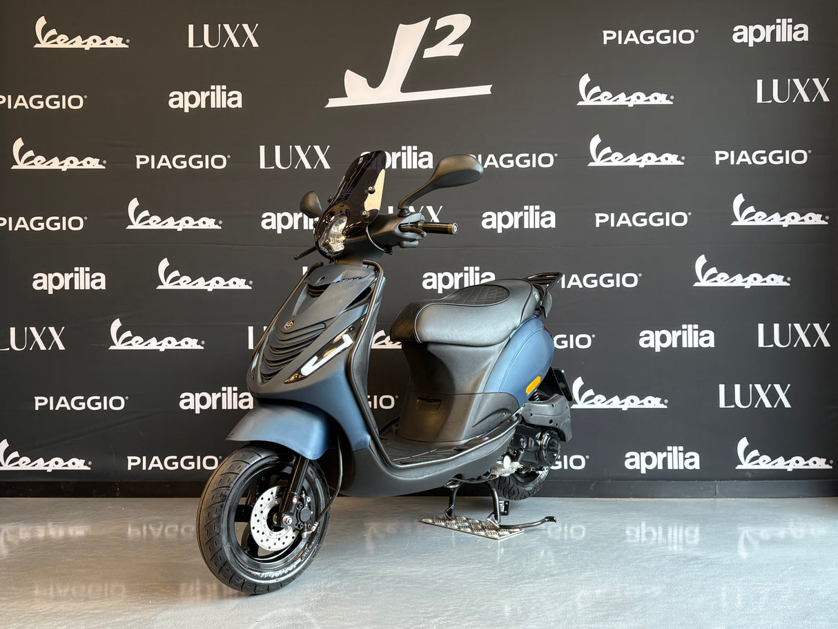 Piaggio Zip | Cameleon | 1 eig
