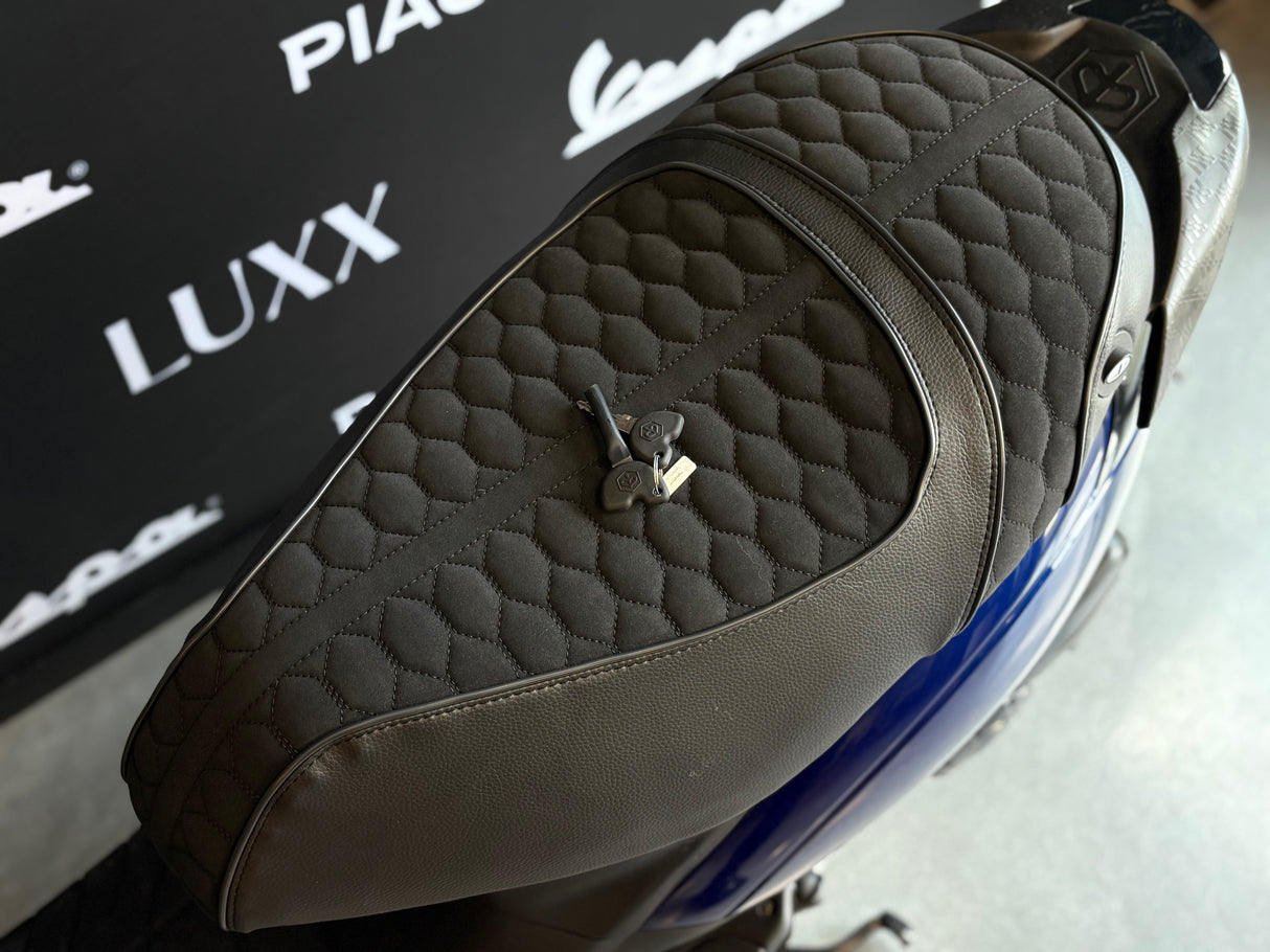 Piaggio Zip | Dark Candy Blue | 1 eig