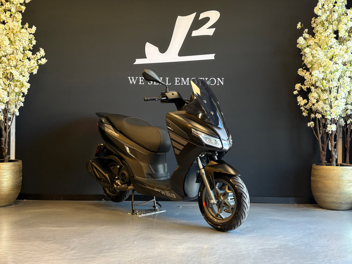 Aprilia SXR 50 | Mat Zwart