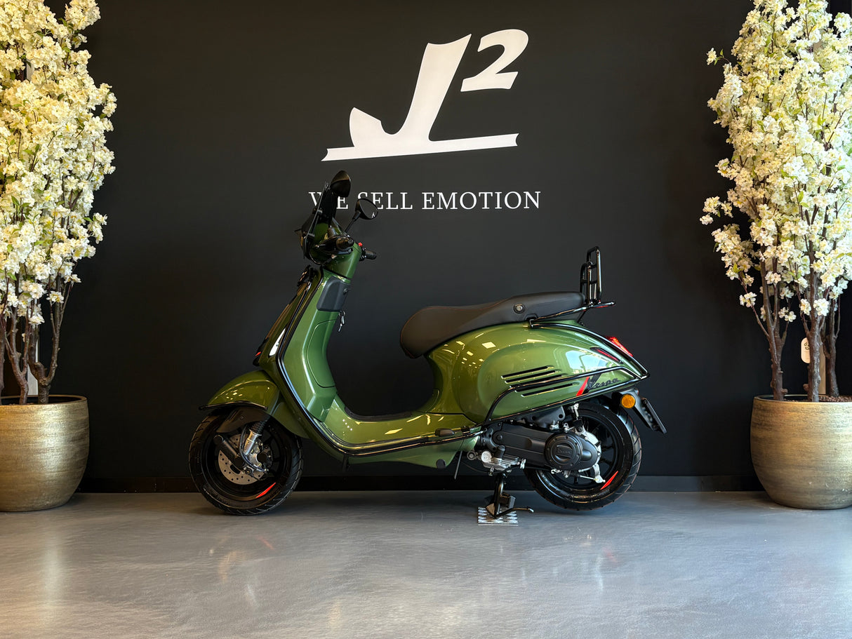 Vespa Sprint | Verde Libelle