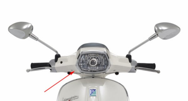Onderstuurkap orgineel Monte Wit Vespa Sprint