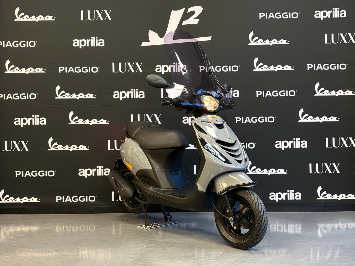Piaggio Zip | Nardo Grey