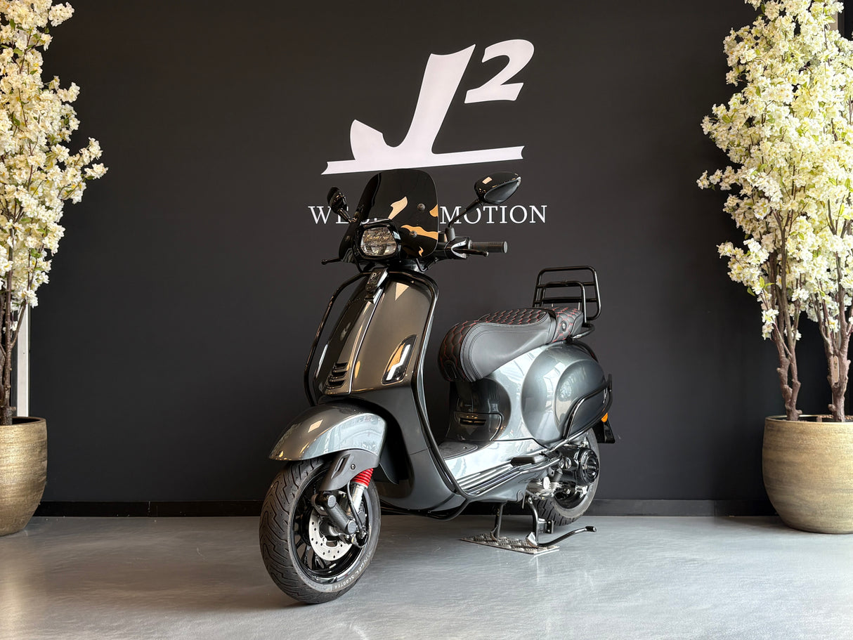 Vespa Sprint | Daytona Grau