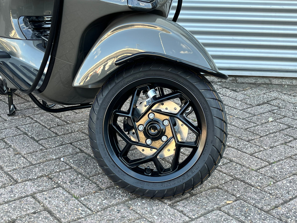 Vespa Sprint Lambo Grey Brom 2025 Nieuw 0 km Akra Full Optio