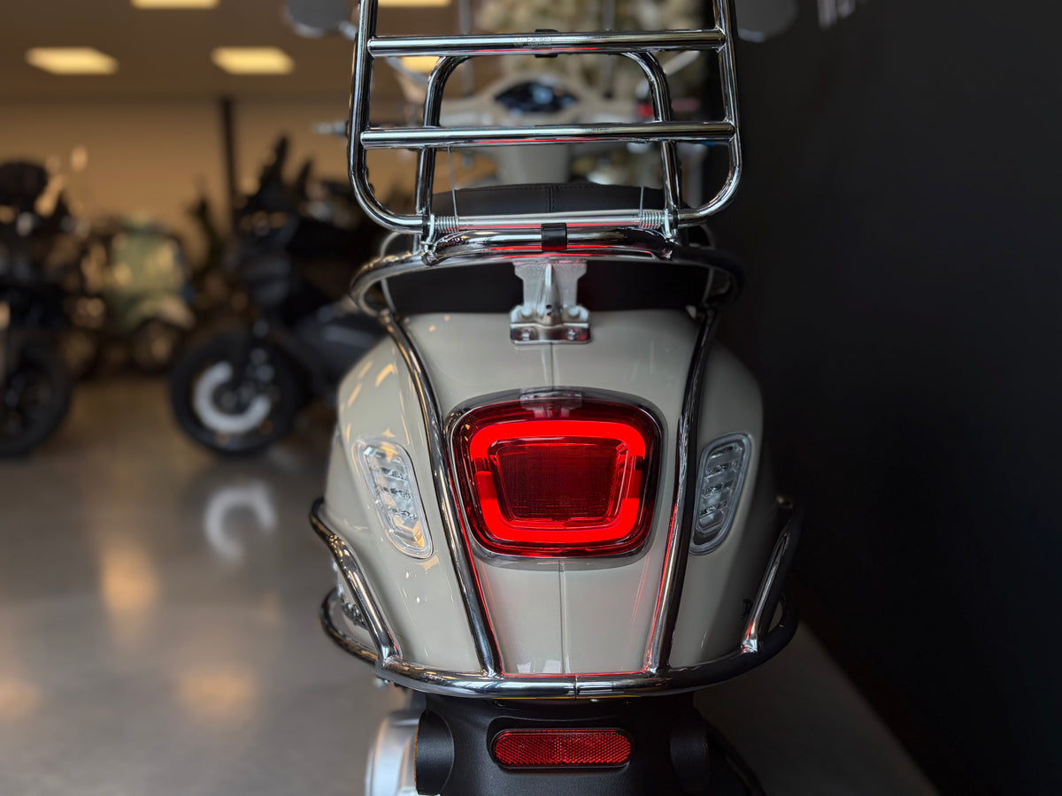 Vespa Primavera 50 RST E5+ | Beige Avvolgente