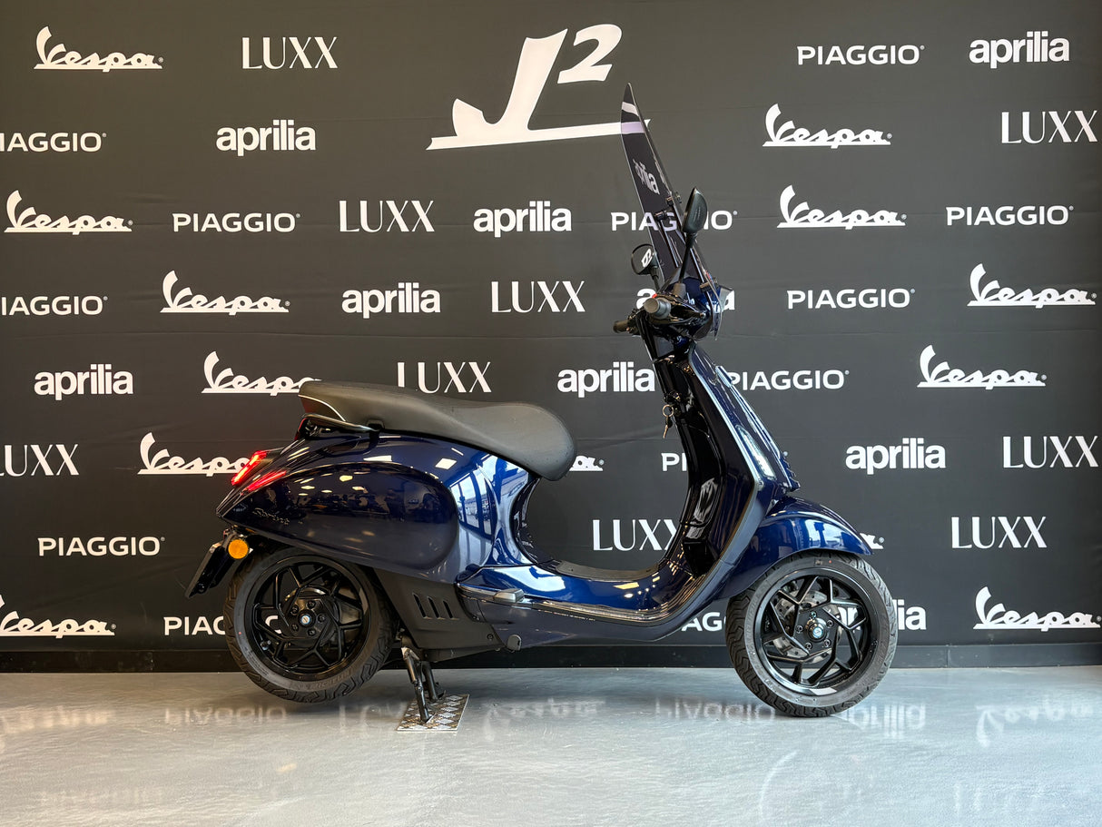 Vespa Elettrica | Dark Midnight Blu | 1 eig