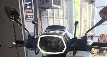 LED koplamprand carbon / mat / glans zwart Vespa Sprint / Primavera
