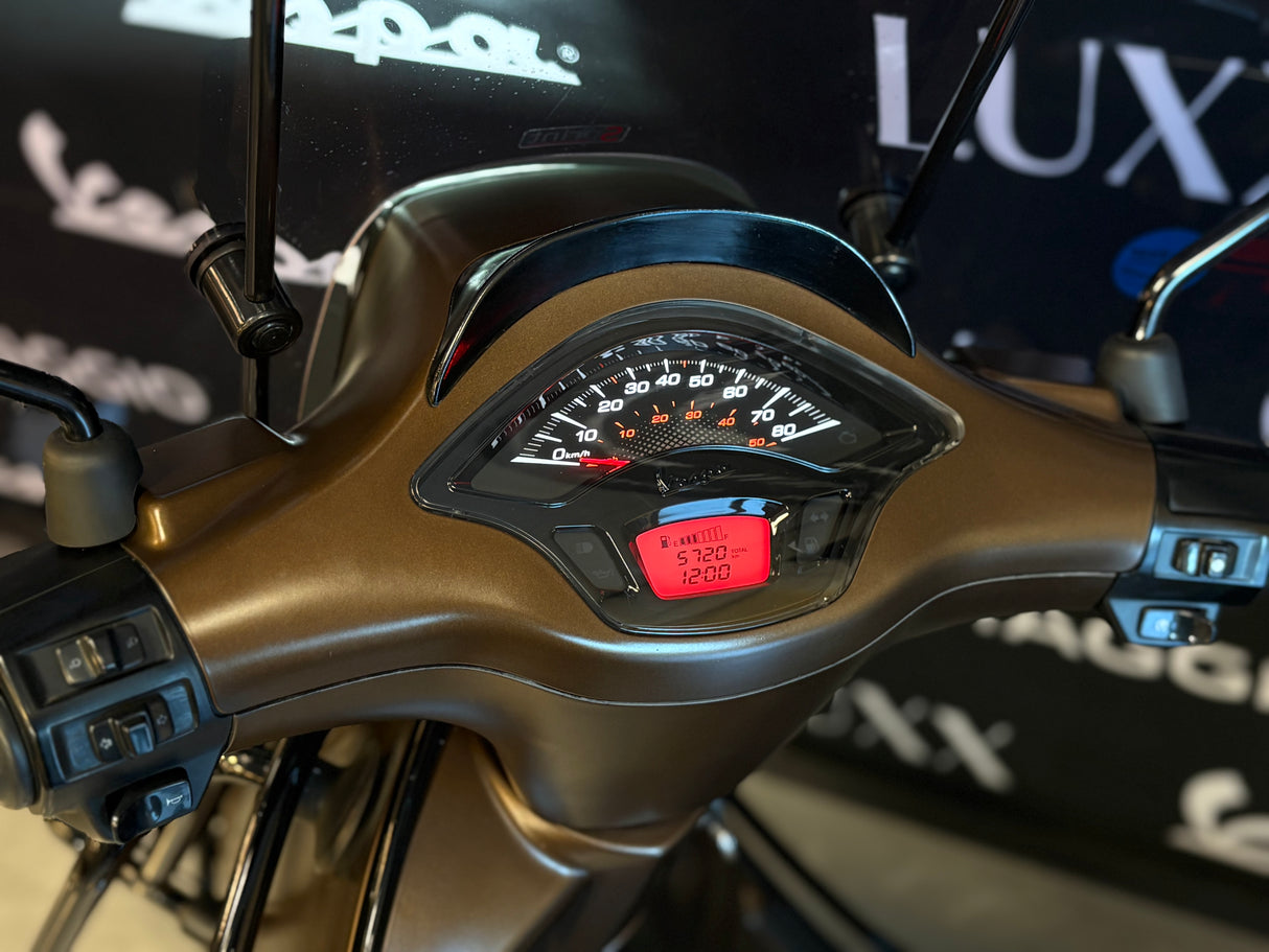 Vespa Sprint | Marakkech Bruin