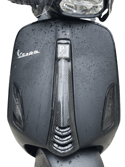 Claxonneus/Voorkap Carbon Fiber Vespa Sprint/Primavera/Elletrica Model Origineel