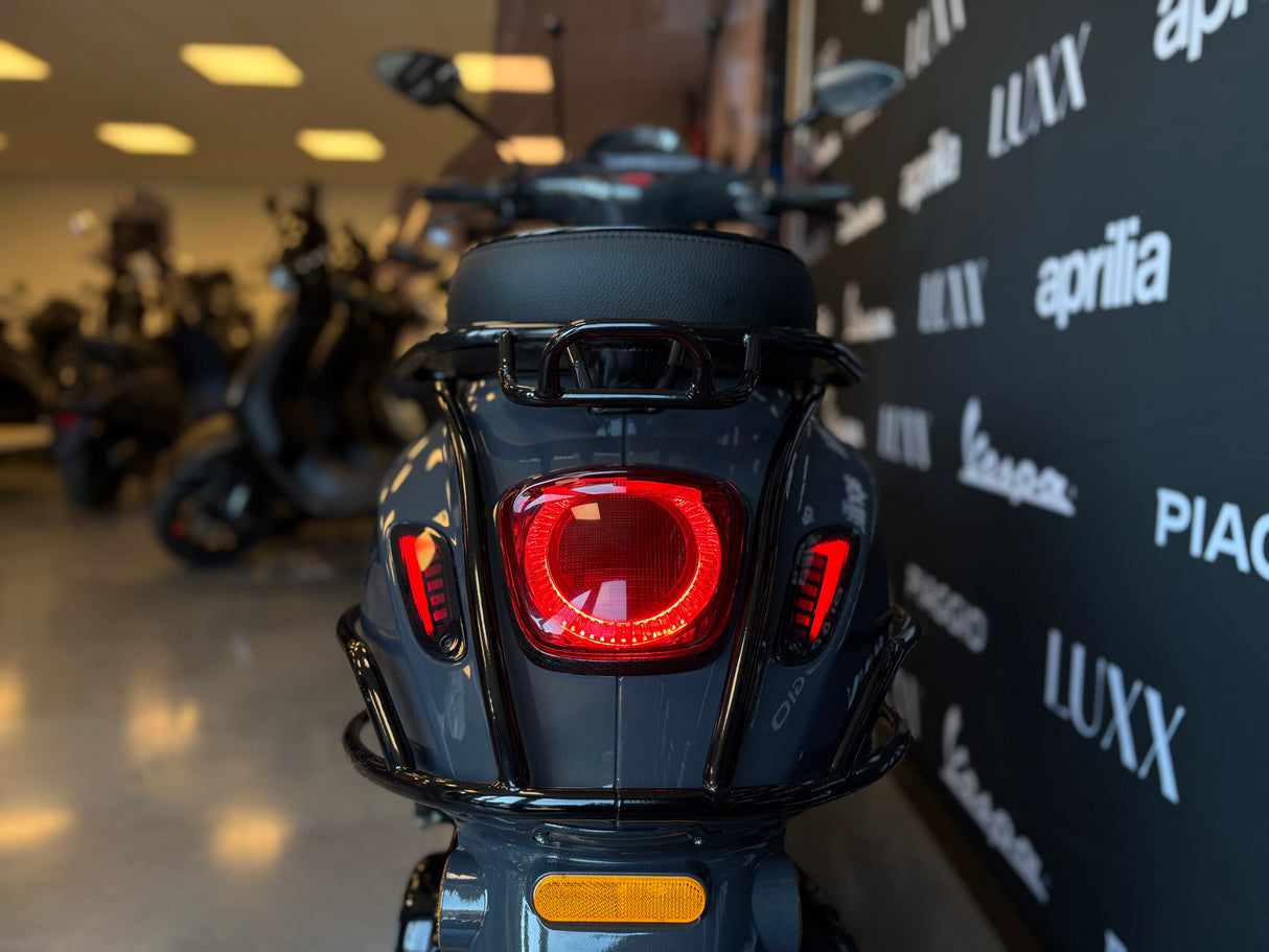 Vespa Sprint | Nano Grey