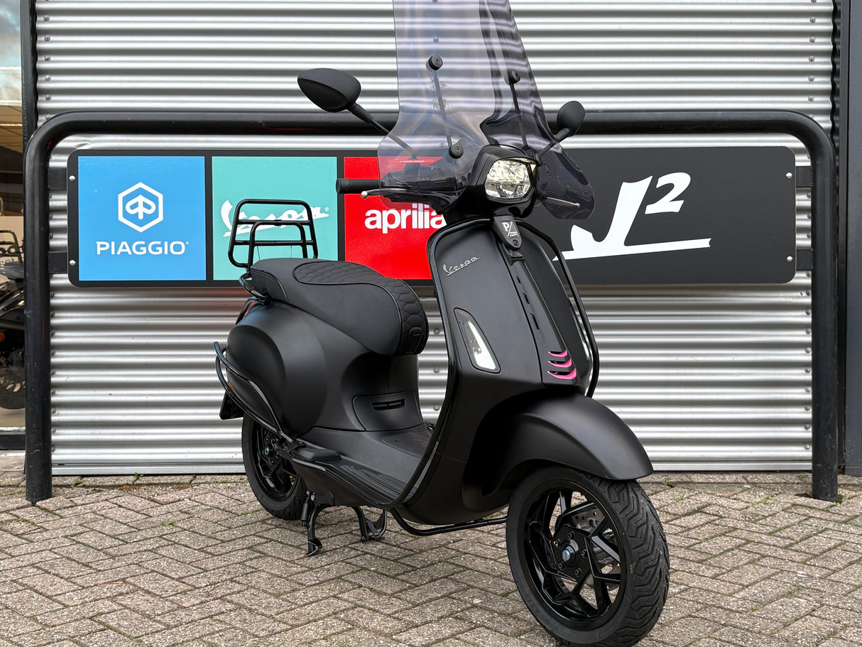 Vespa Elettrica | Mat Zwart | 1 Eig