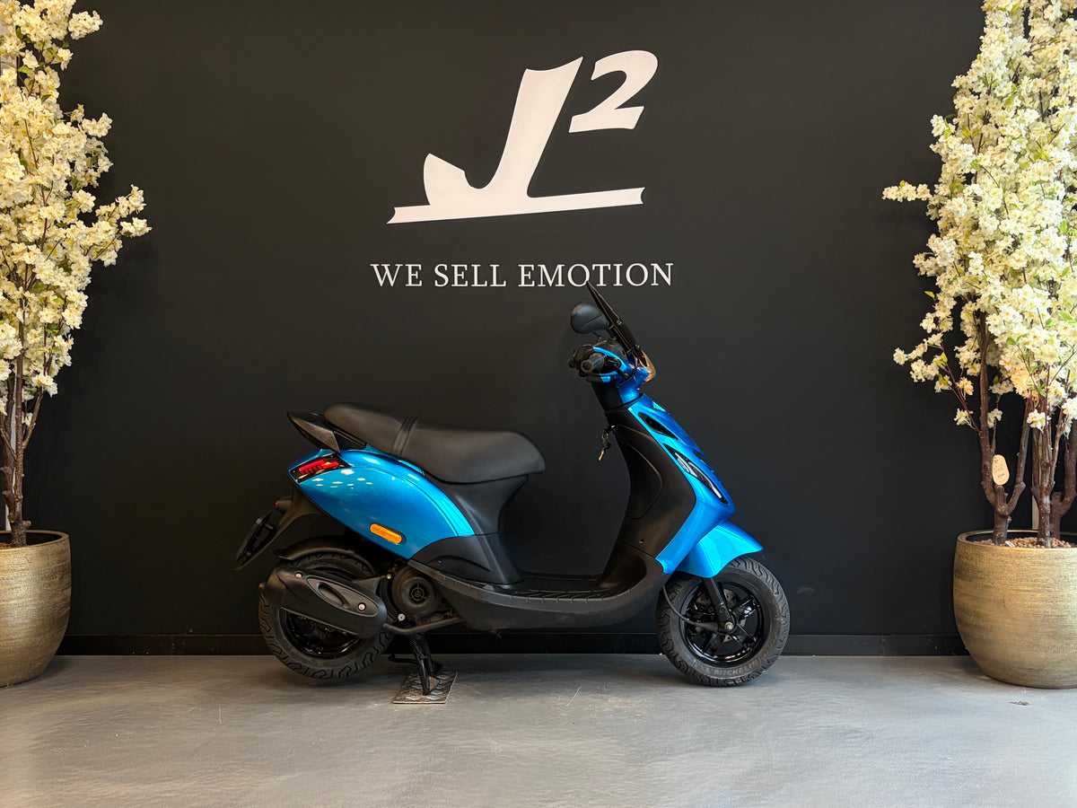 Piaggio Zip | Ice Candy Blue