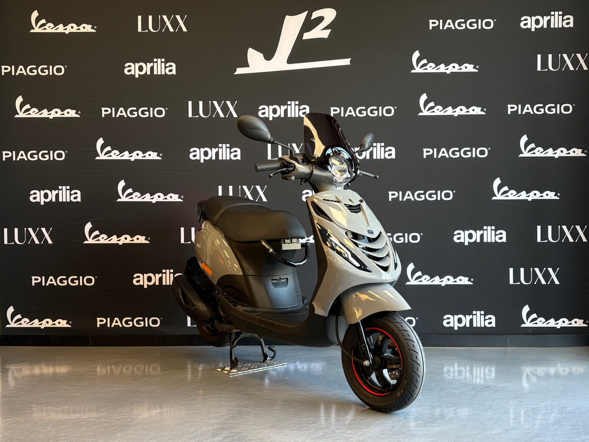 Piaggio Zip | Nardo Grey