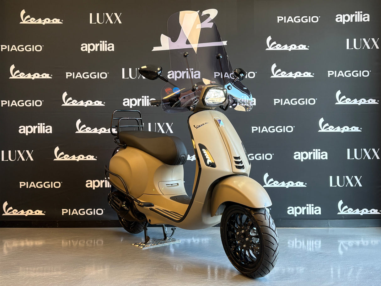 Vespa Sprint | Desert Storm