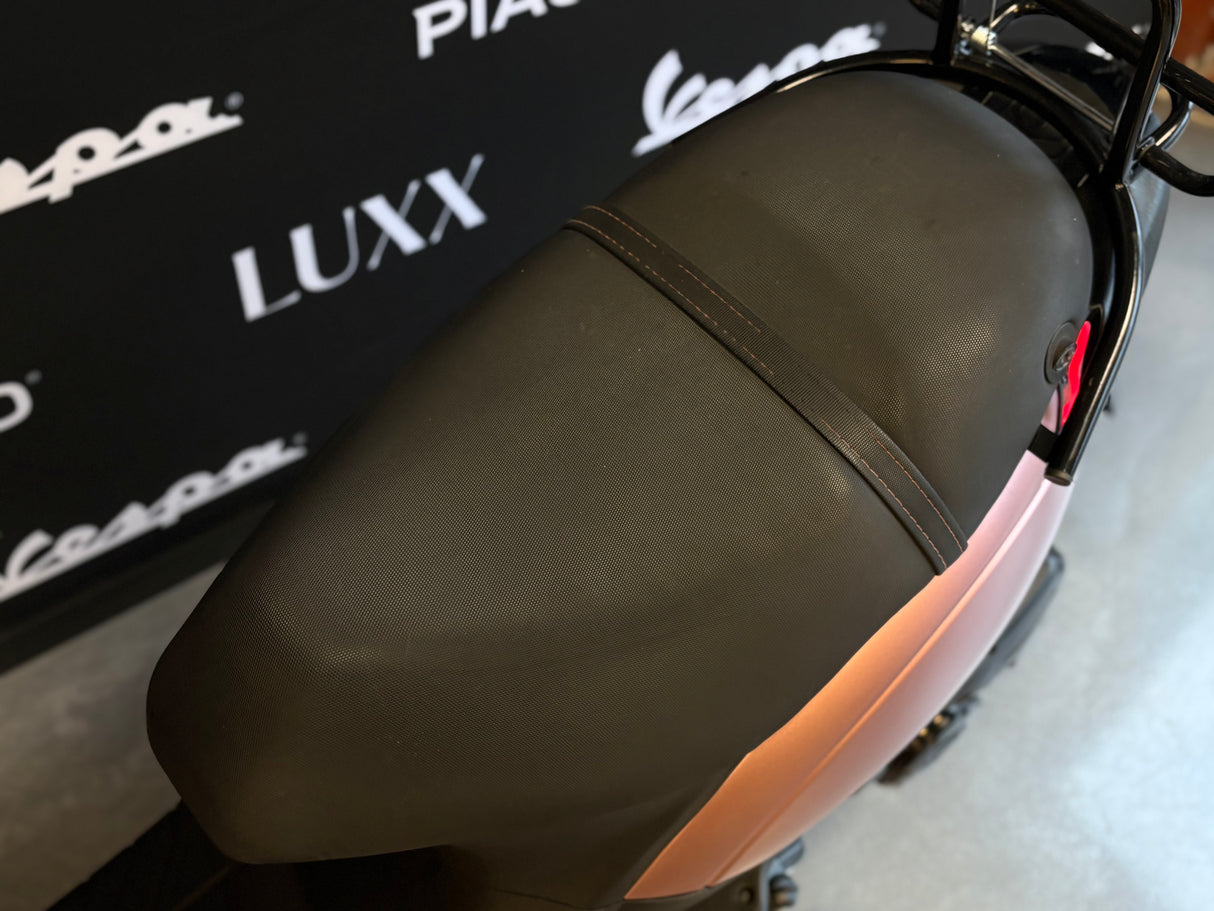 Piaggio Zip | Rose Gold