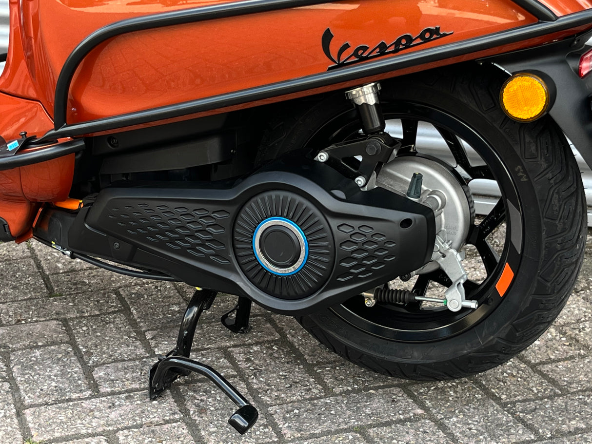 Vespa Elettrica Facelift 2025 Energetic Orange