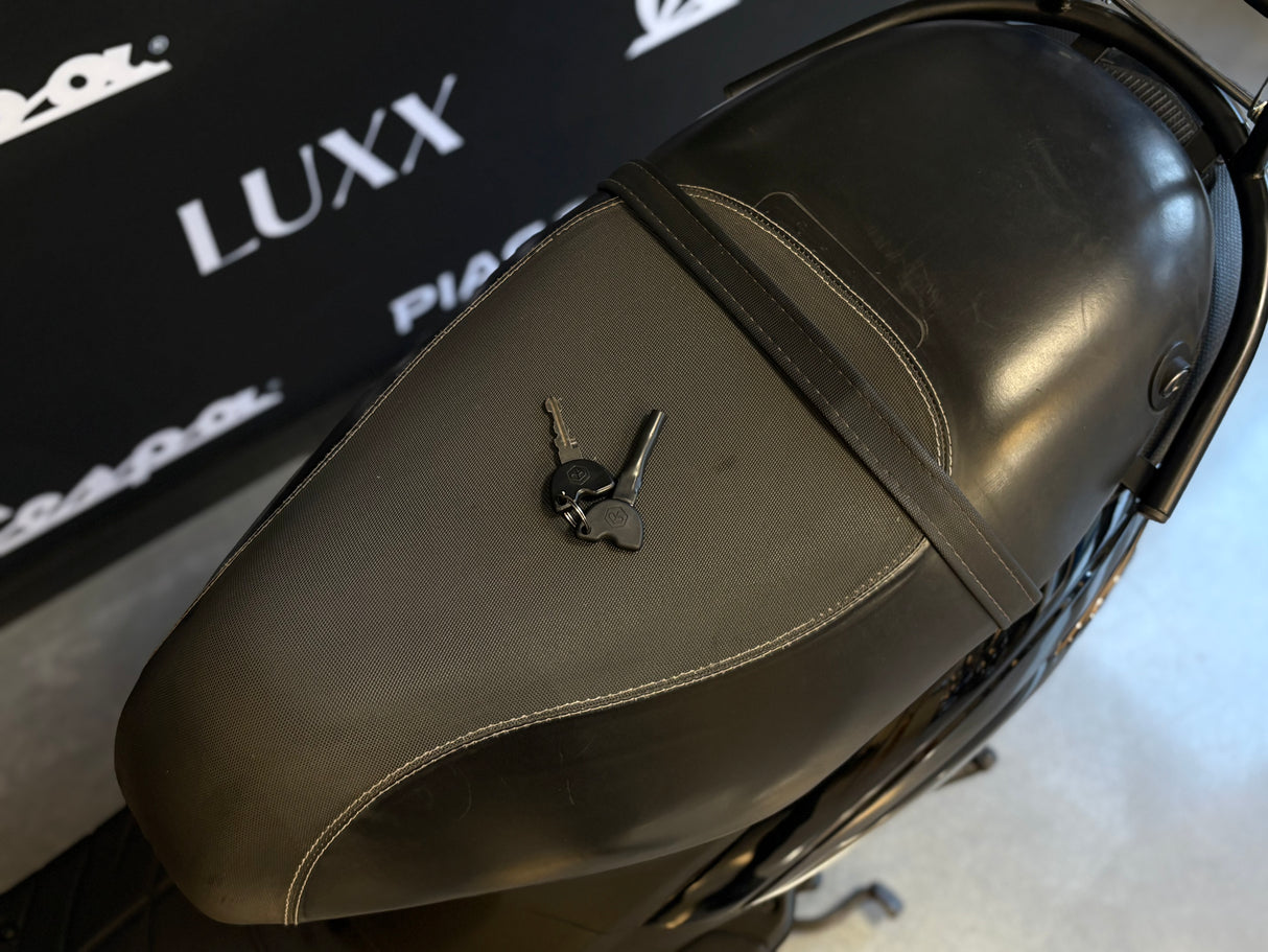 Piaggio Zip | Glans Zwart | 1 eig