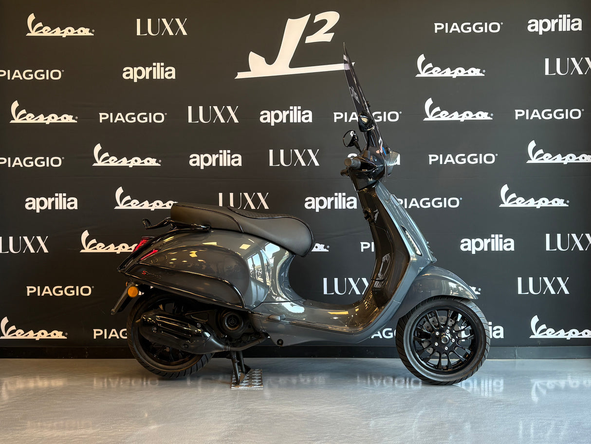 Vespa Sprint | Nano Grey