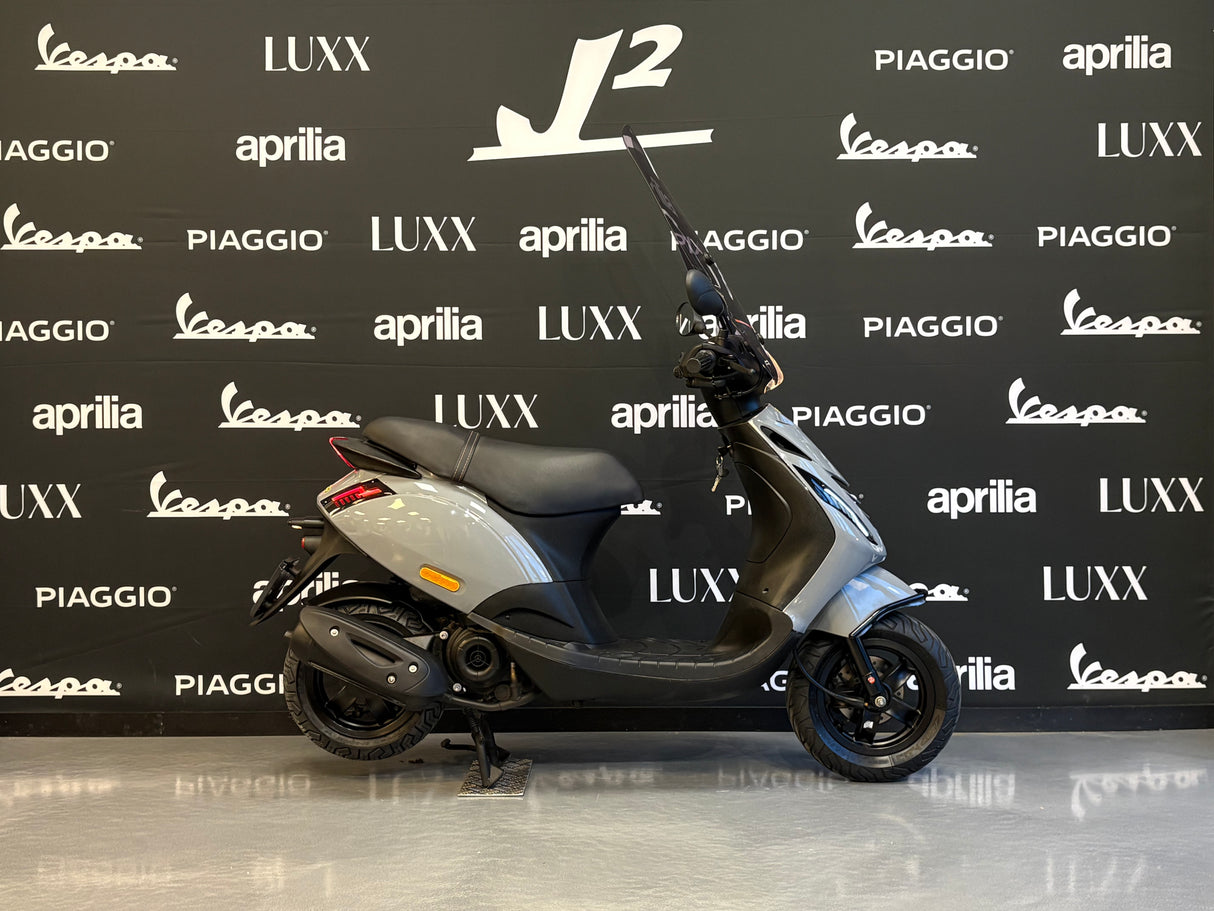 Piaggio Zip | Nardo Grey