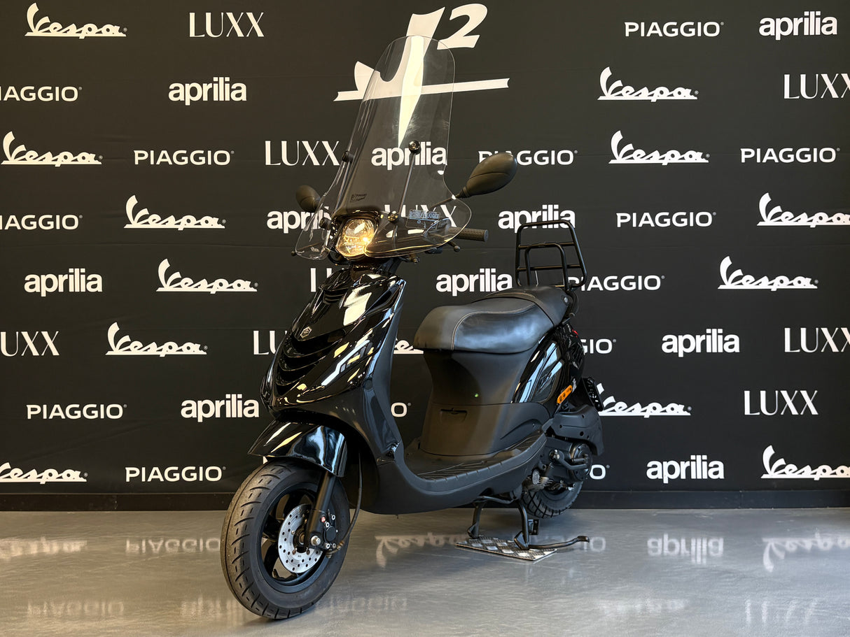 Piaggio Zip | Glans Zwart | 1 eig