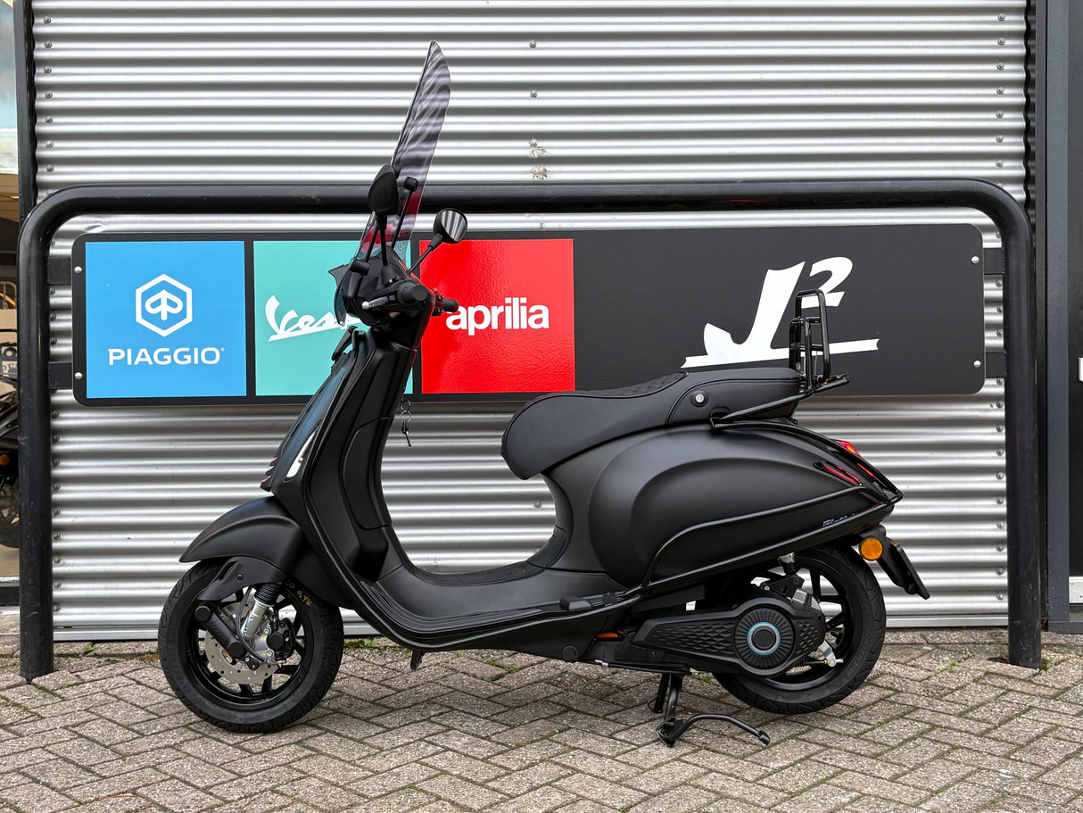 Vespa Elettrica | Mat Zwart | 1 Eig