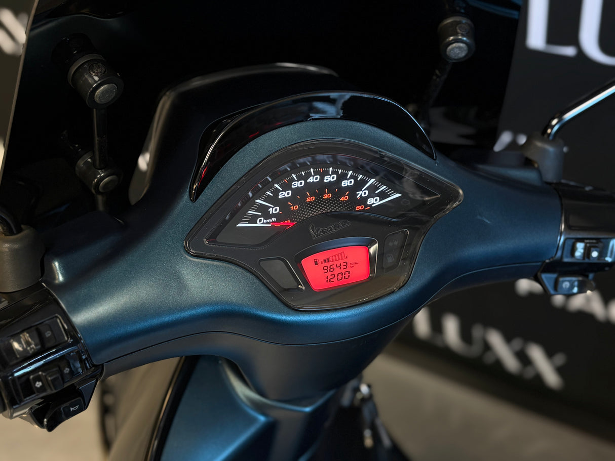 Vespa Sprint | Cameleon | 1 eig