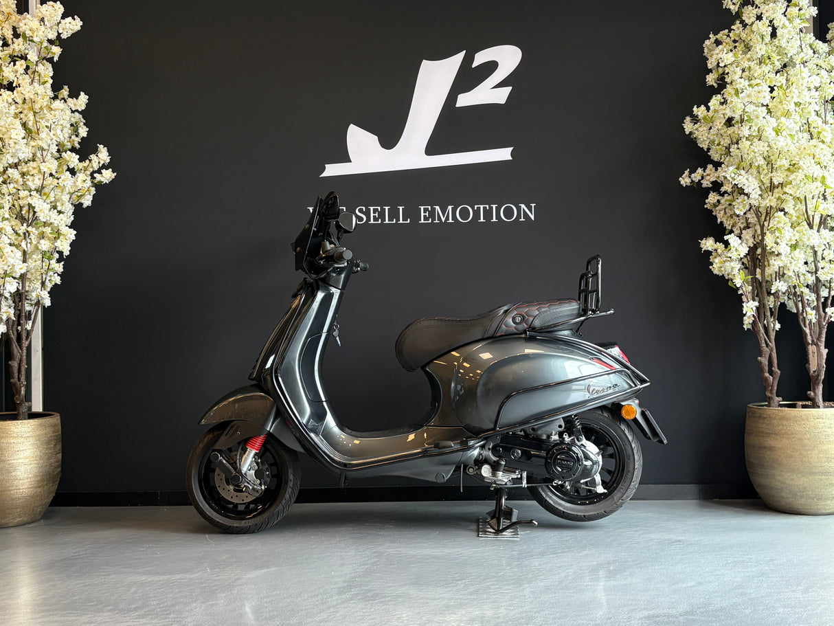 Vespa Sprint | Daytona Grau