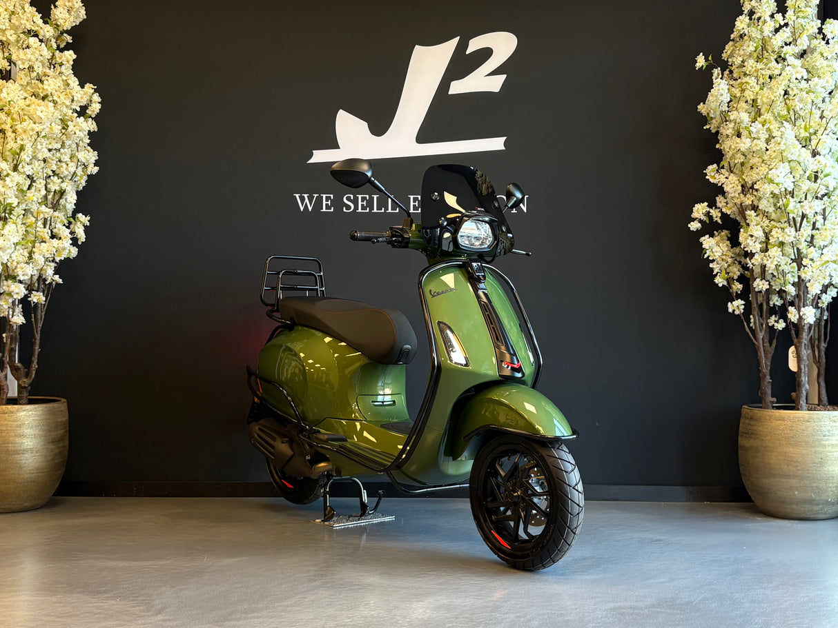 Vespa Sprint | Verde Libelle