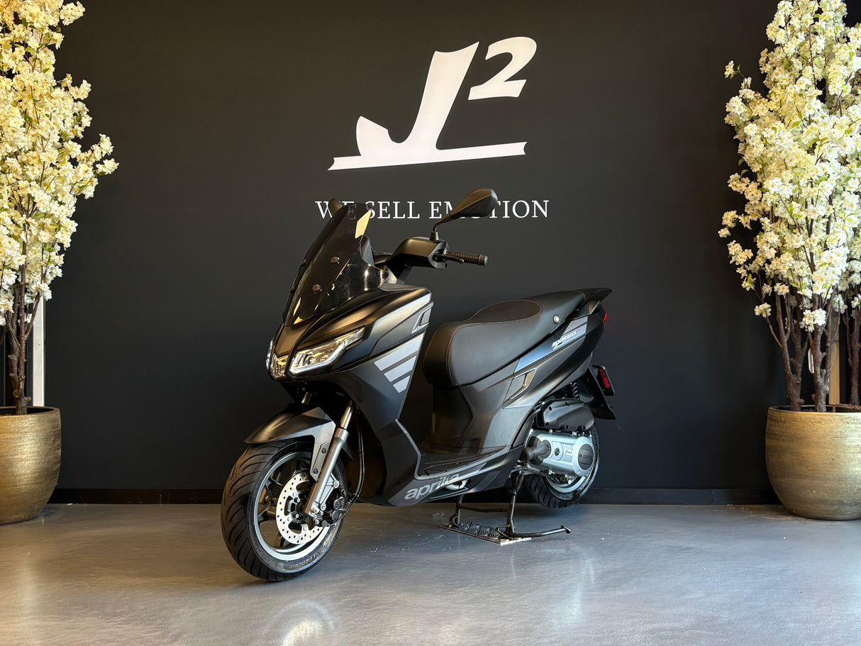 Aprilia SXR 50 | Mat Zwart