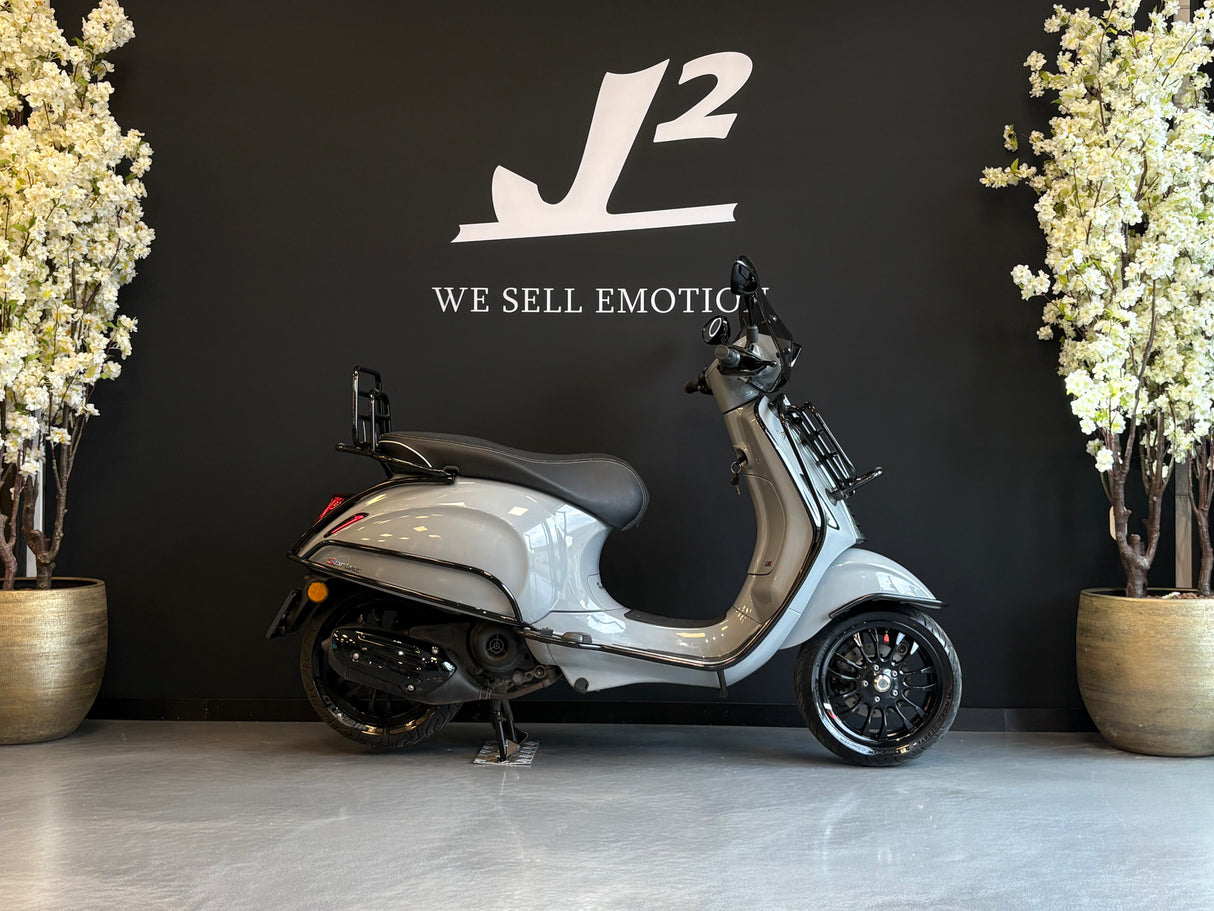 Vespa Sprint | Nardo Grey