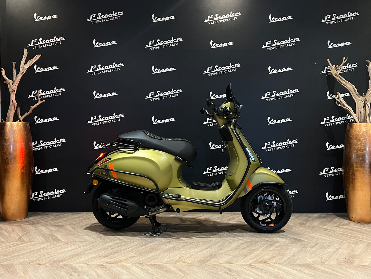 Vespa Sprint / Elettrica Facelift 2025 Verde Ambizioso Matt