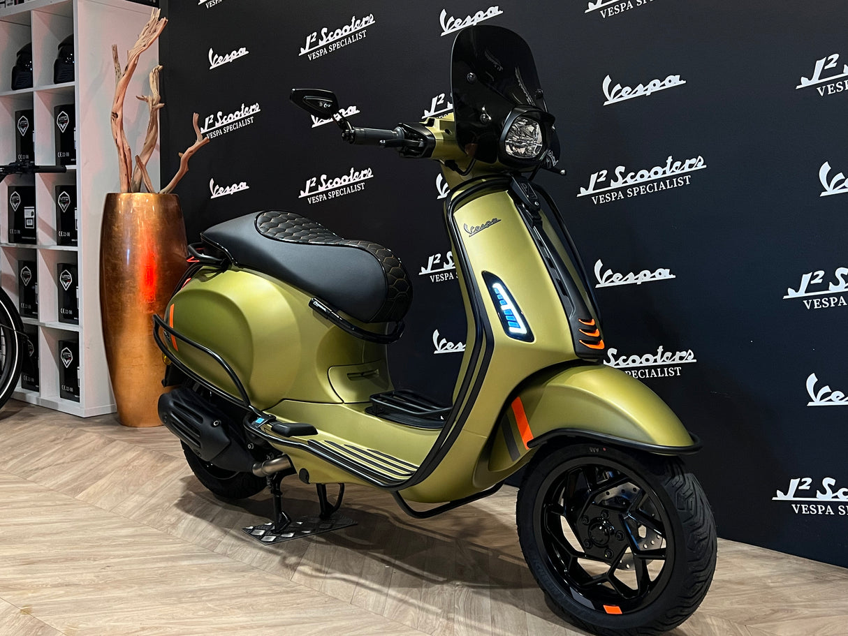 Vespa Sprint / Elettrica Facelift 2025 Verde Ambizioso Matt