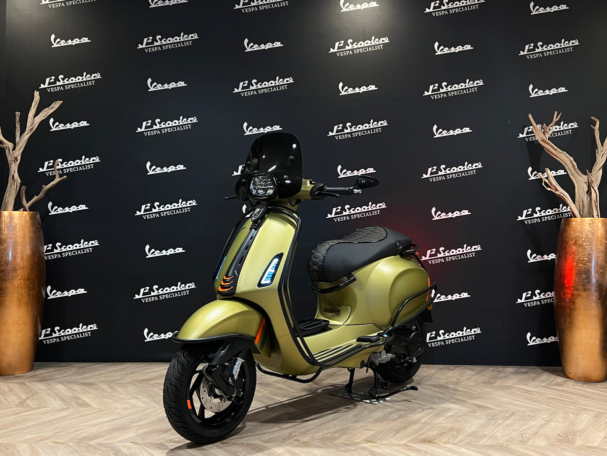 Vespa Sprint / Elettrica Facelift 2025 Verde Ambizioso Matt