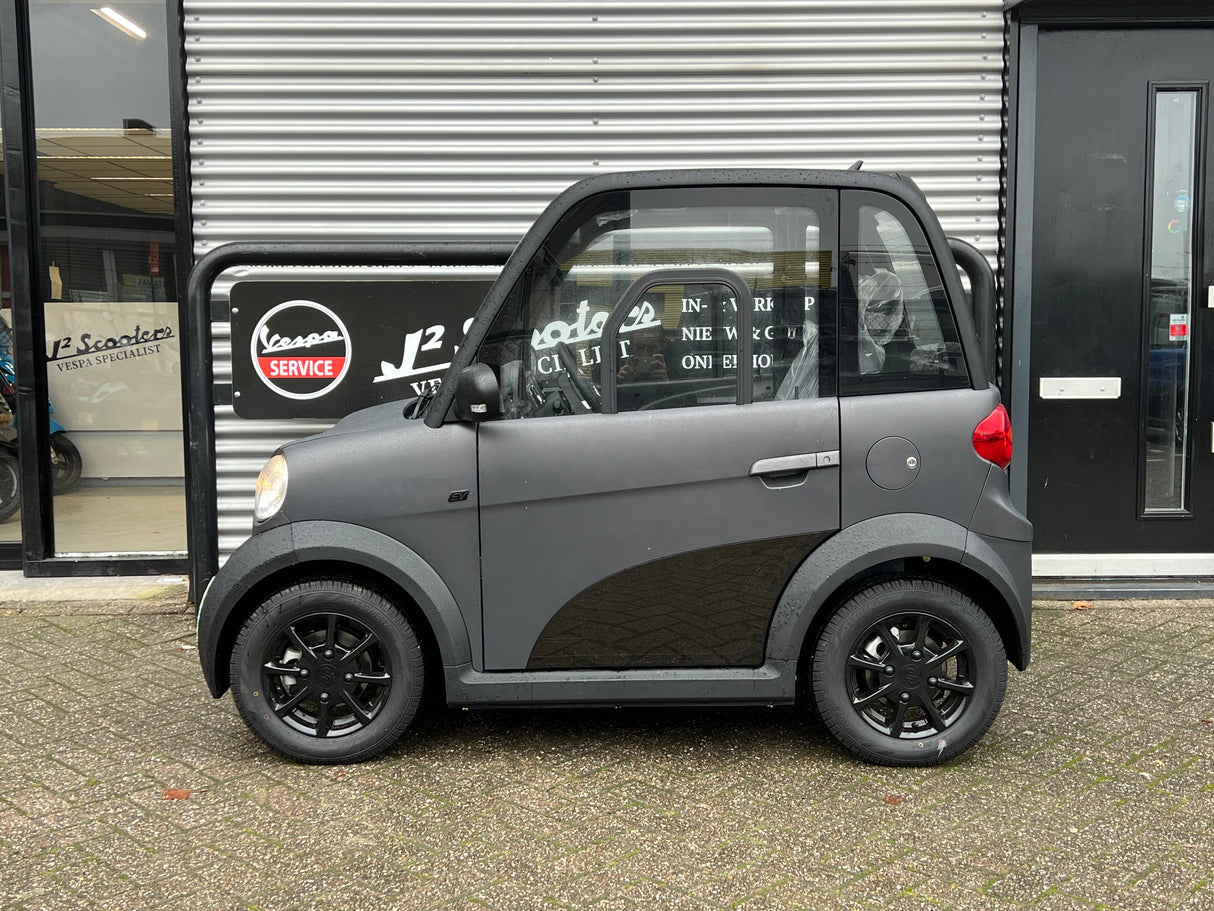 MOVE Citycar Brommobiel 45 km/h Mat Grijs