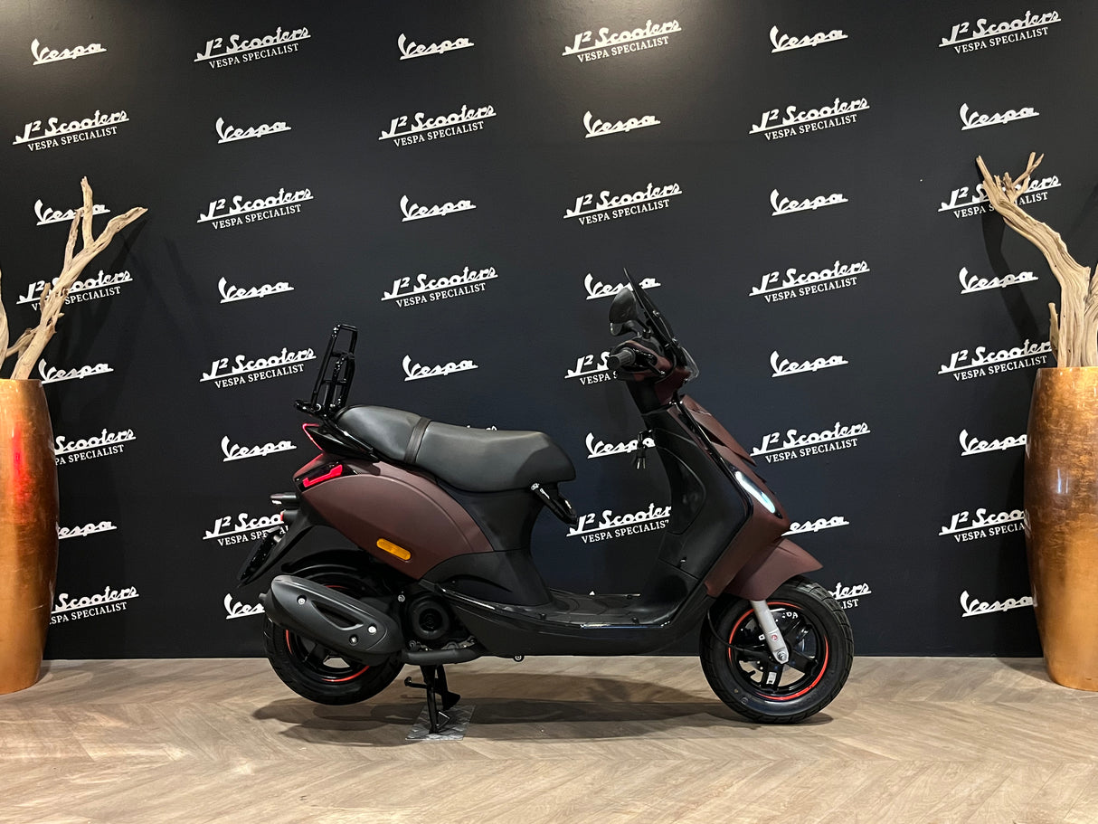 Piaggio Zip SP E5 Mat Dark Red