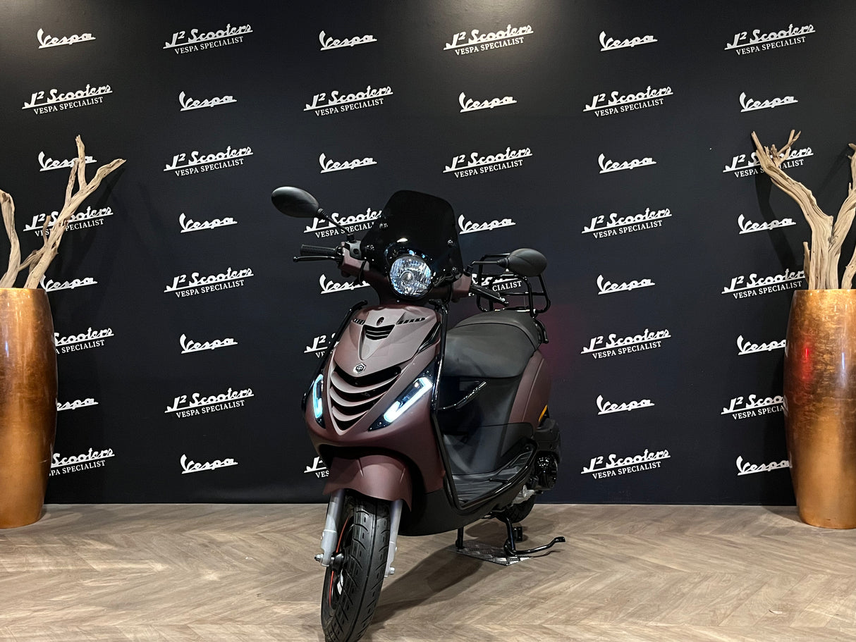 Piaggio Zip SP E5 Mat Dark Red