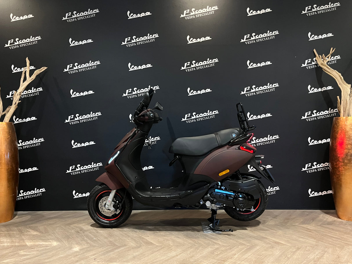 Piaggio Zip SP E5 Mat Dark Red