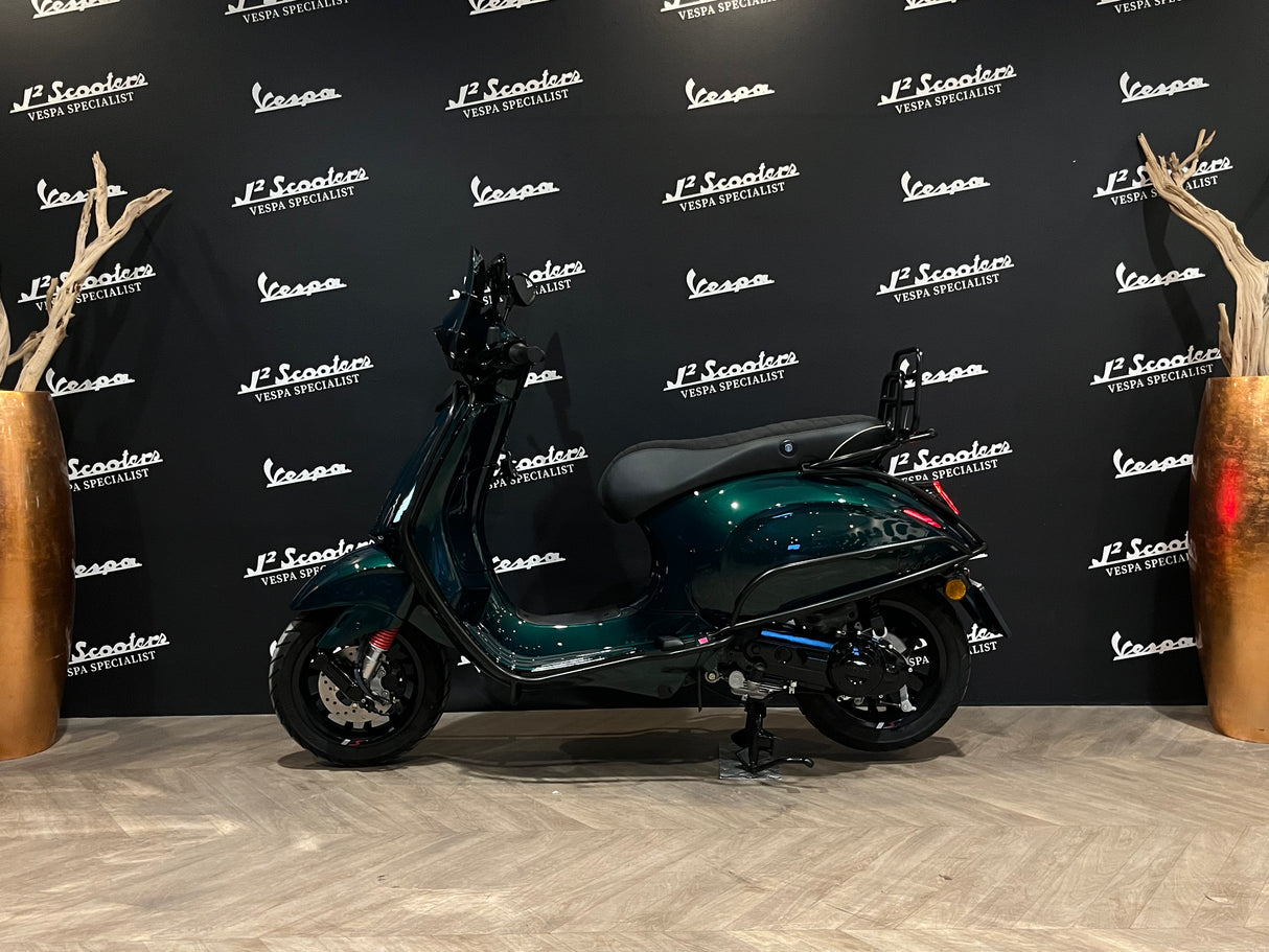 Vespa Sprint / Elettrica Facelift 2025 Madagascar Green