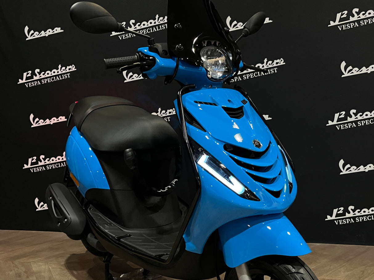 Piaggio Zip SP E5 Porsche Baby Blue