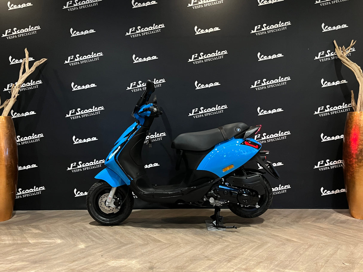 Piaggio Zip SP E5 Porsche Baby Blue