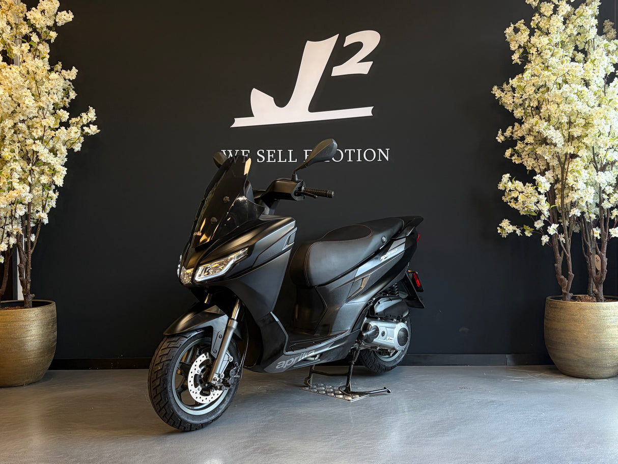 Aprilia SXR 50 | Mat Zwart