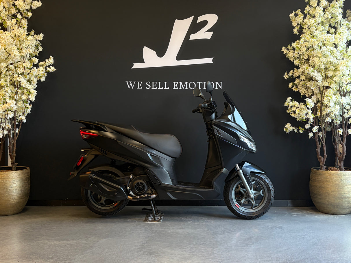 Aprilia SXR 50 | Mat Zwart