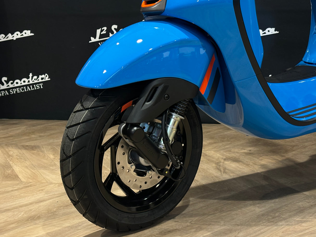 Vespa Sprint S E5 Facelift 2025 Blu Eclettico