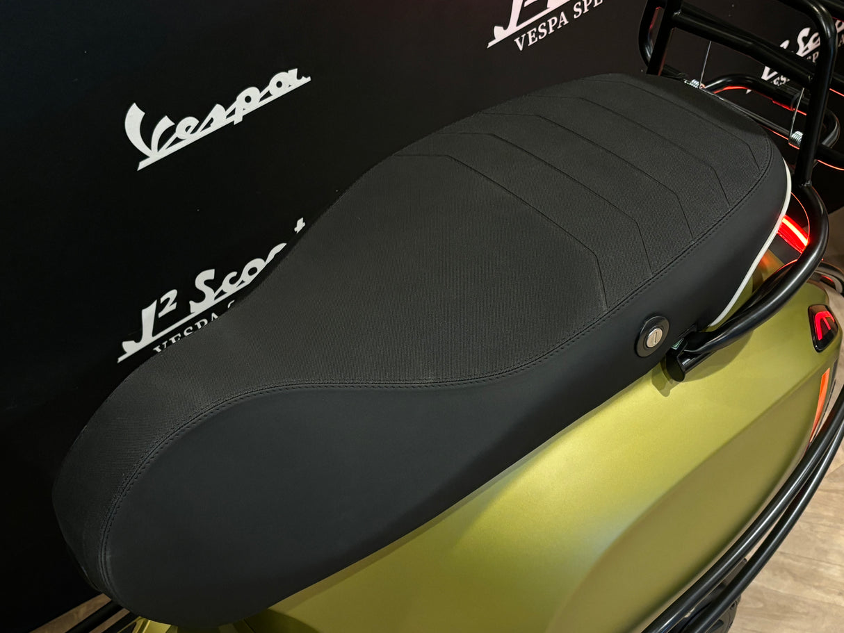 Vespa Sprint / Elettrica Facelift 2025 Verde Ambizioso Matt