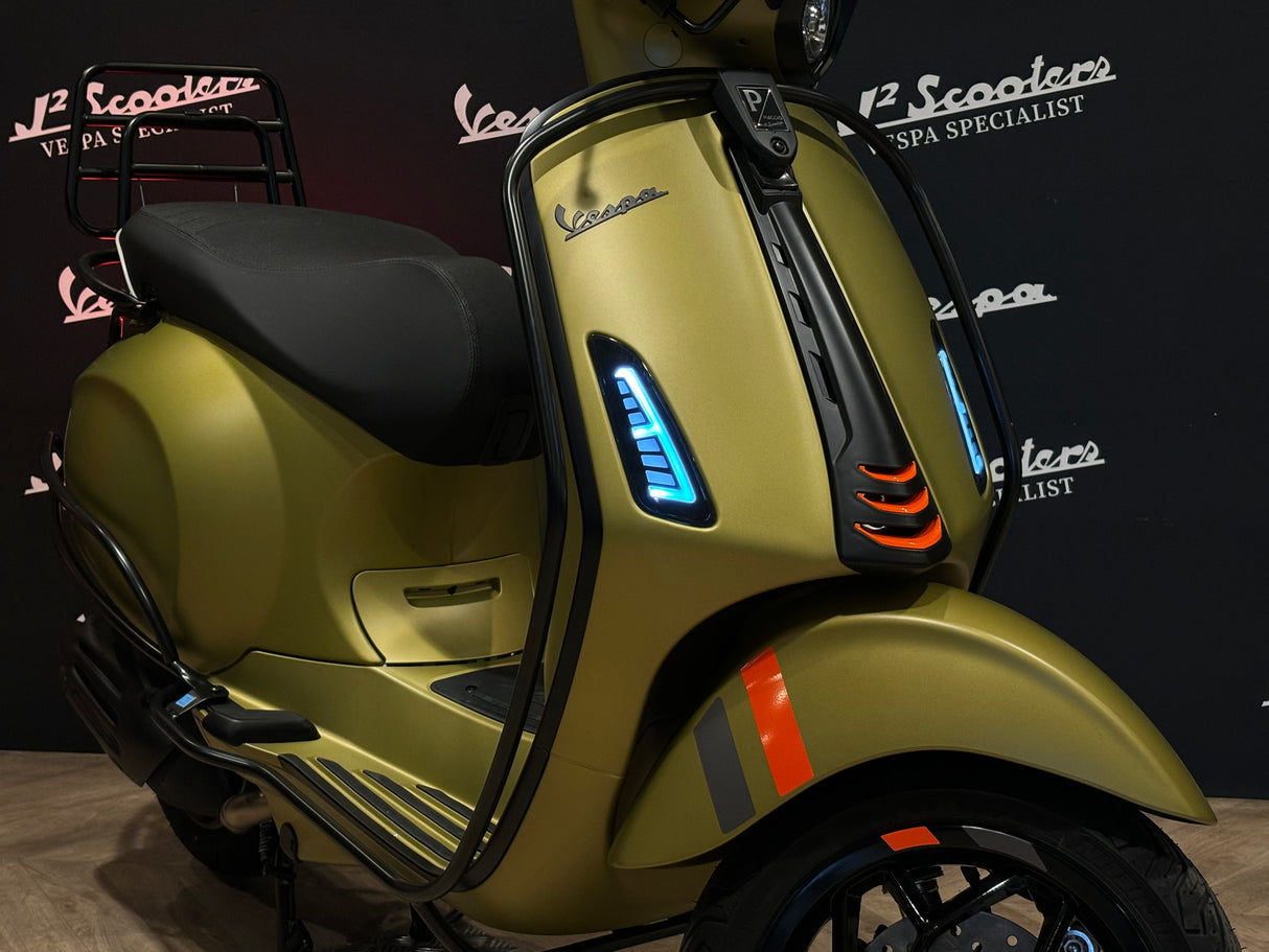 Vespa Sprint / Elettrica Facelift 2025 Verde Ambizioso Matt