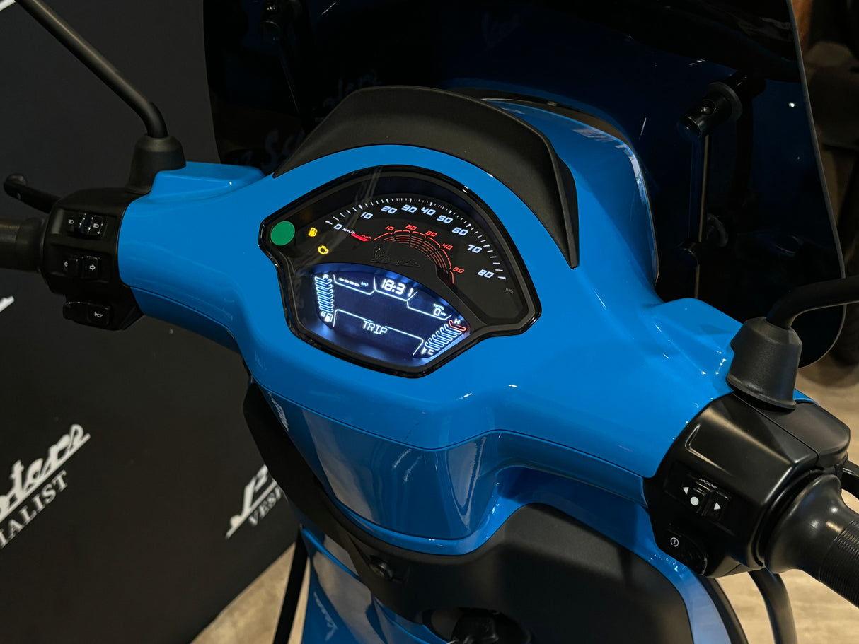 Vespa Sprint S E5 Facelift 2025 Blu Eclettico
