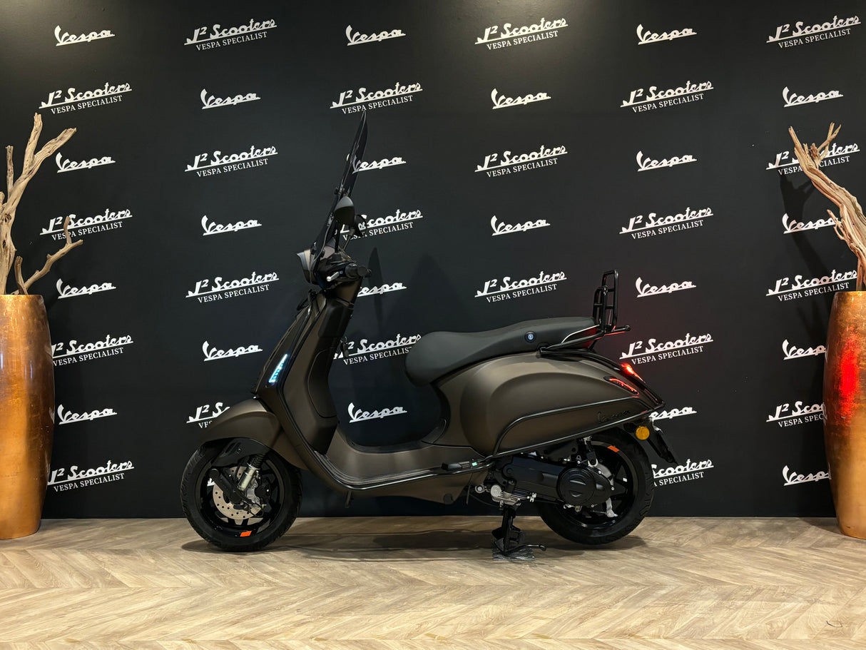 Vespa Sprint / Elettrica Facelift 2025 Marrakech Bruin BMW