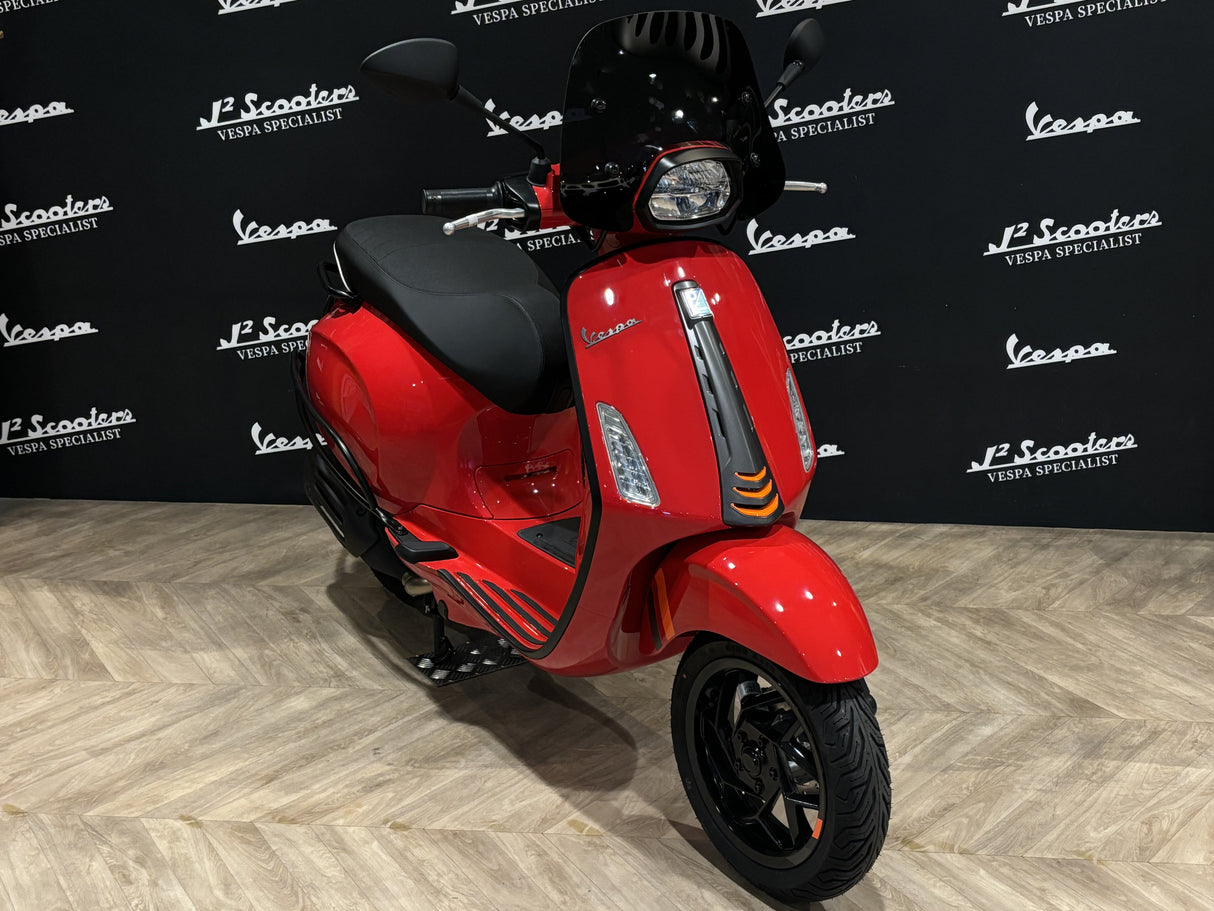 Vespa Sprint S E5 Facelift 2025 Rosso Coraggioso