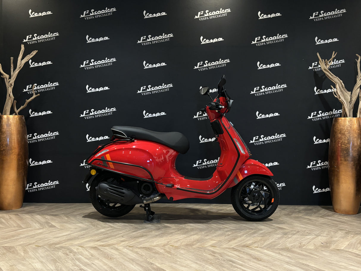 Vespa Sprint S E5 Facelift 2025 Rosso Coraggioso